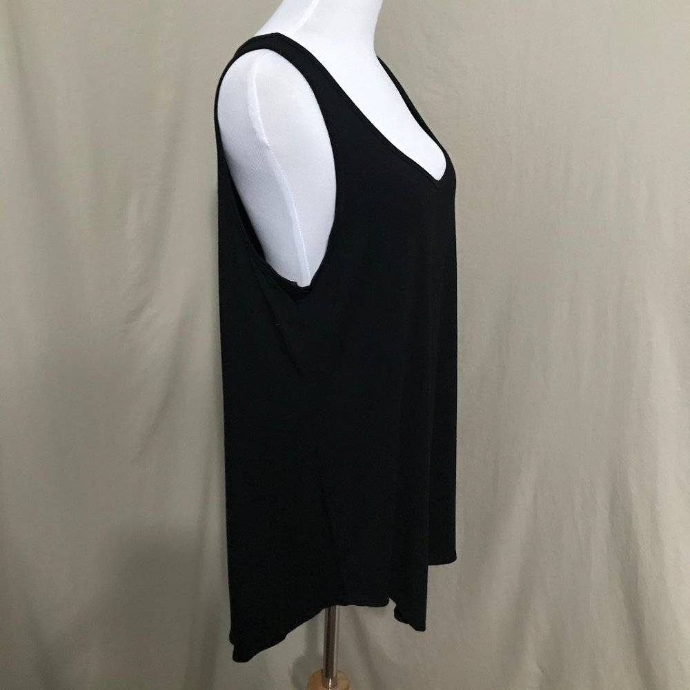 Ladies Black Old Navy Tank